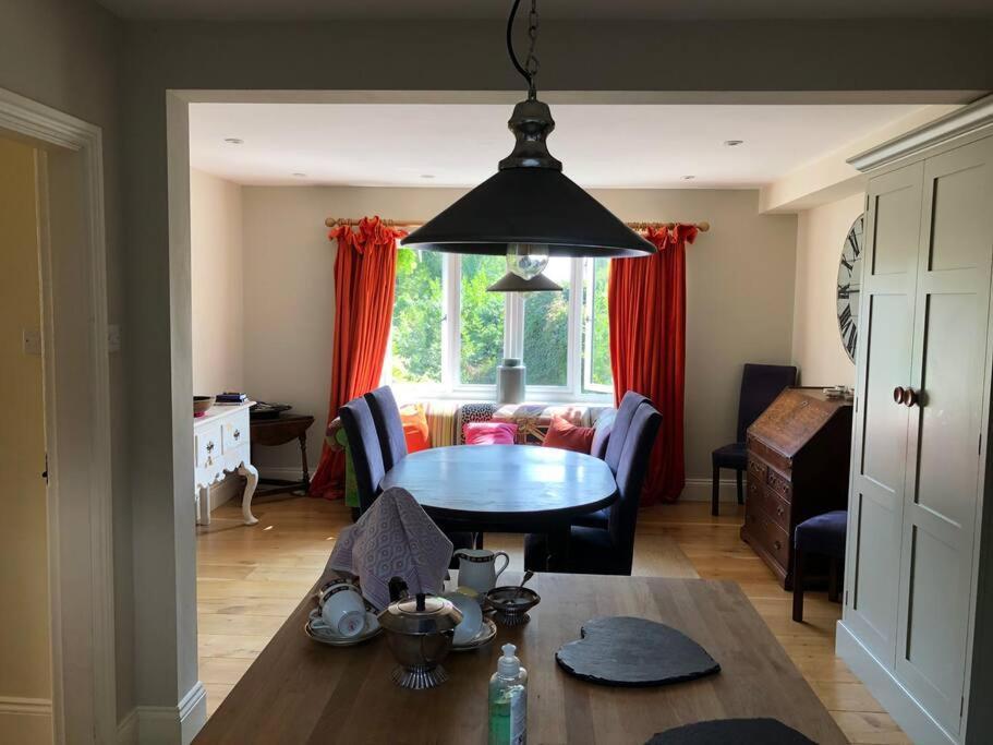 St Anthony'S, Bright Perkily Decorated 3 Bedroom House Ampleforth Exterior photo