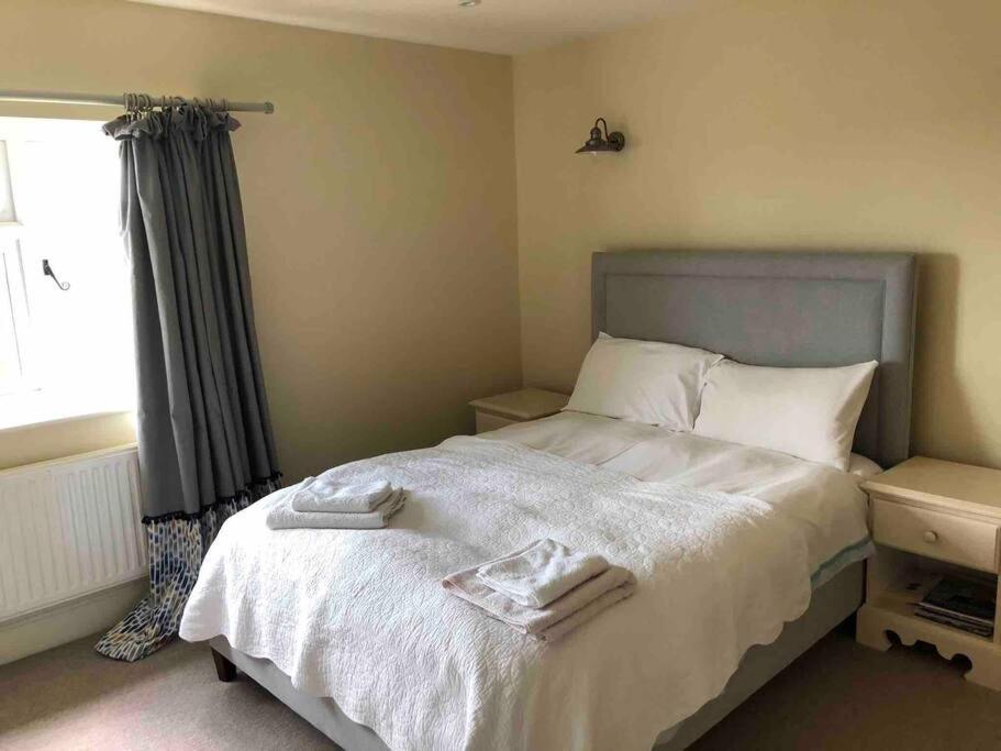 St Anthony'S, Bright Perkily Decorated 3 Bedroom House Ampleforth Exterior photo